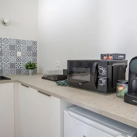 Apartmán Douillet - Proche Du Tram - Gare & Circuit 24h