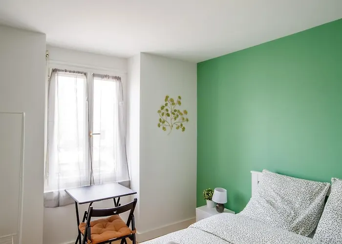 Douillet - Proche Du Tram - Gare & Circuit 24h *